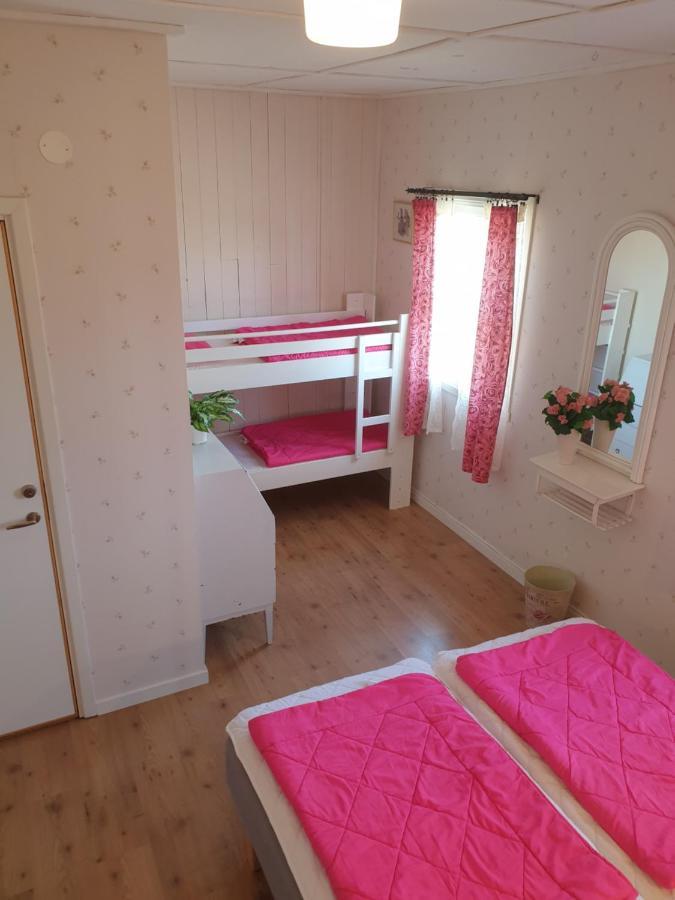 Valle Vandrarhem Axvall Екстериор снимка