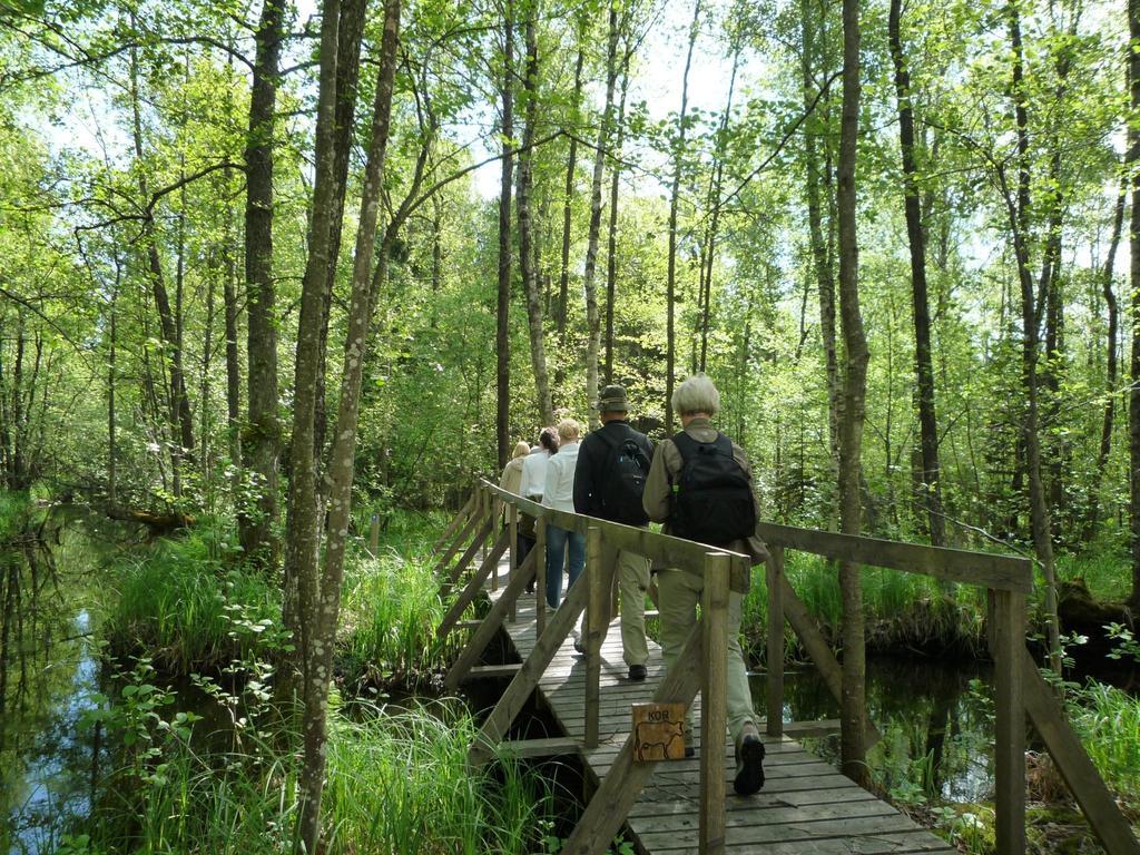 Valle Vandrarhem Axvall Екстериор снимка
