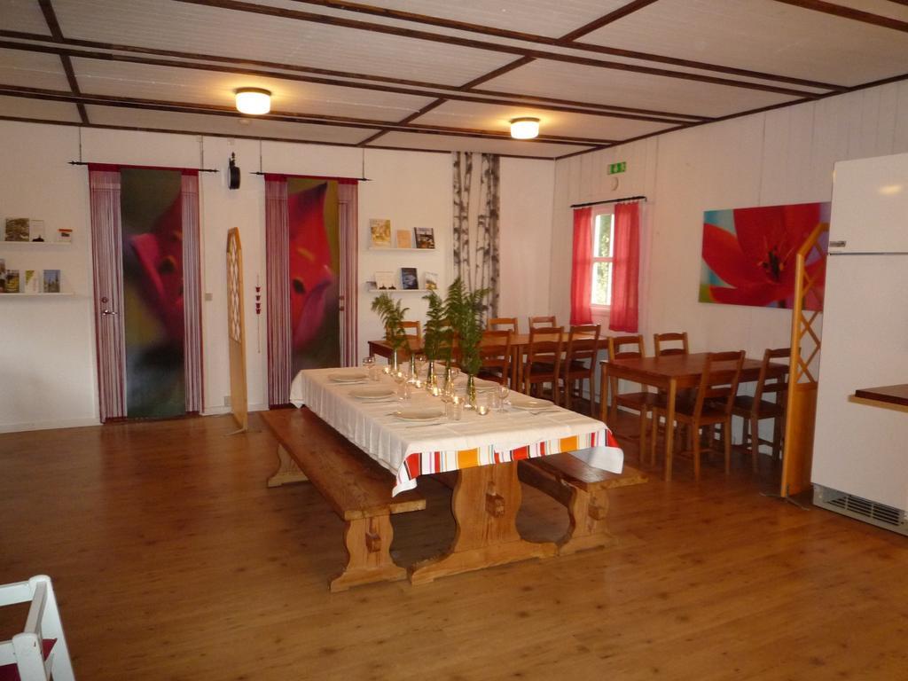 Valle Vandrarhem Axvall Екстериор снимка