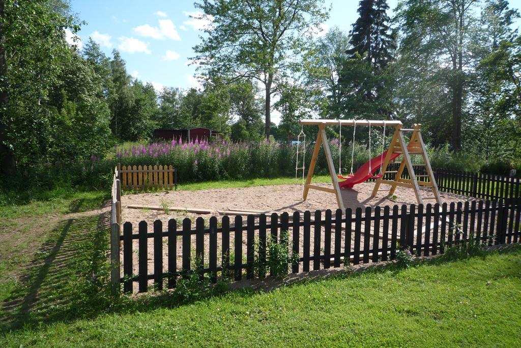 Valle Vandrarhem Axvall Екстериор снимка